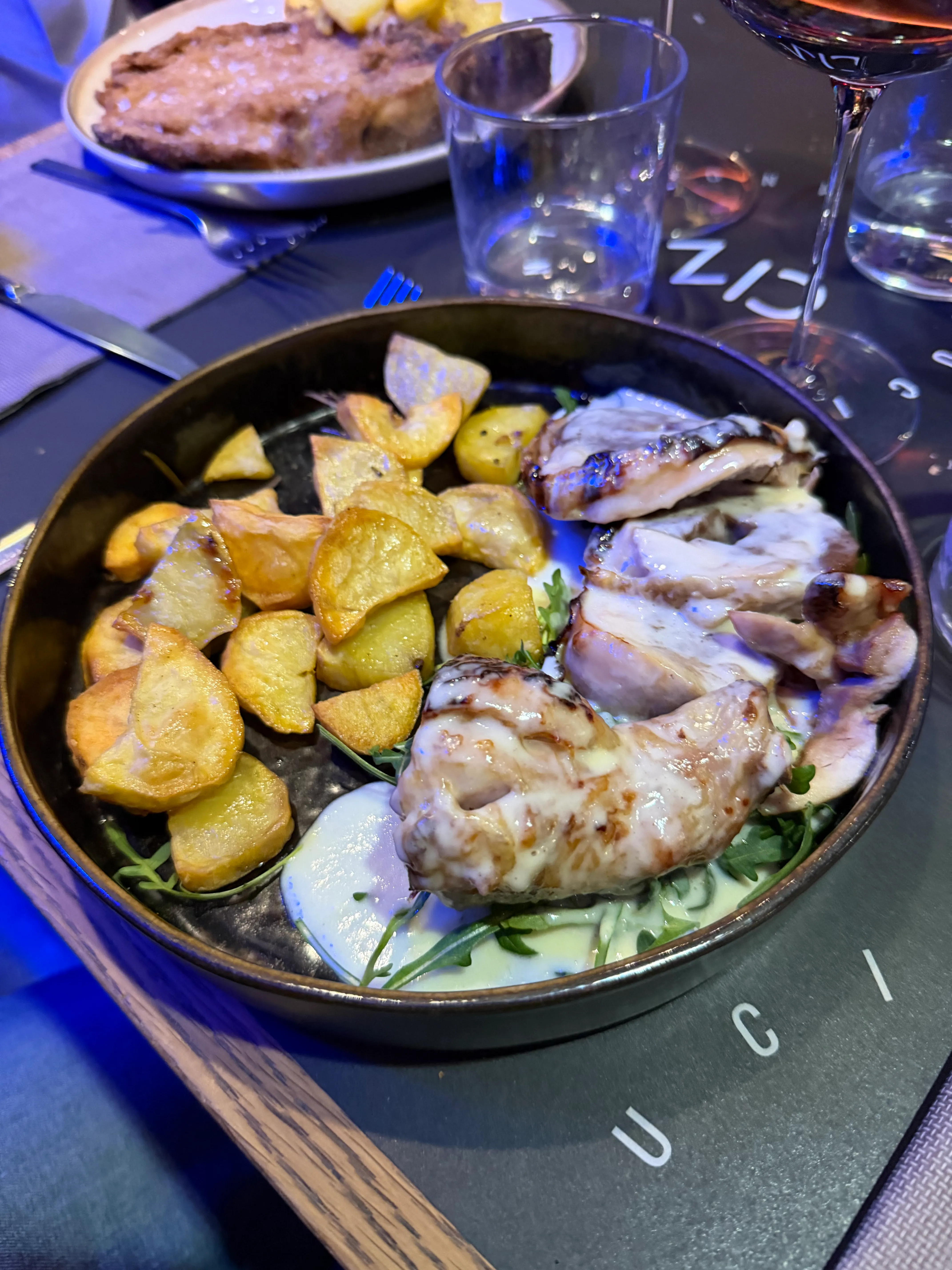 Ciz Osteria Contemporanea:  Cantina eccellente, servizio da rivedere
