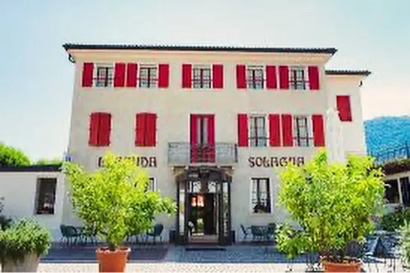 Intorno ai colli di Valdobbiadene: Locanda Solanga