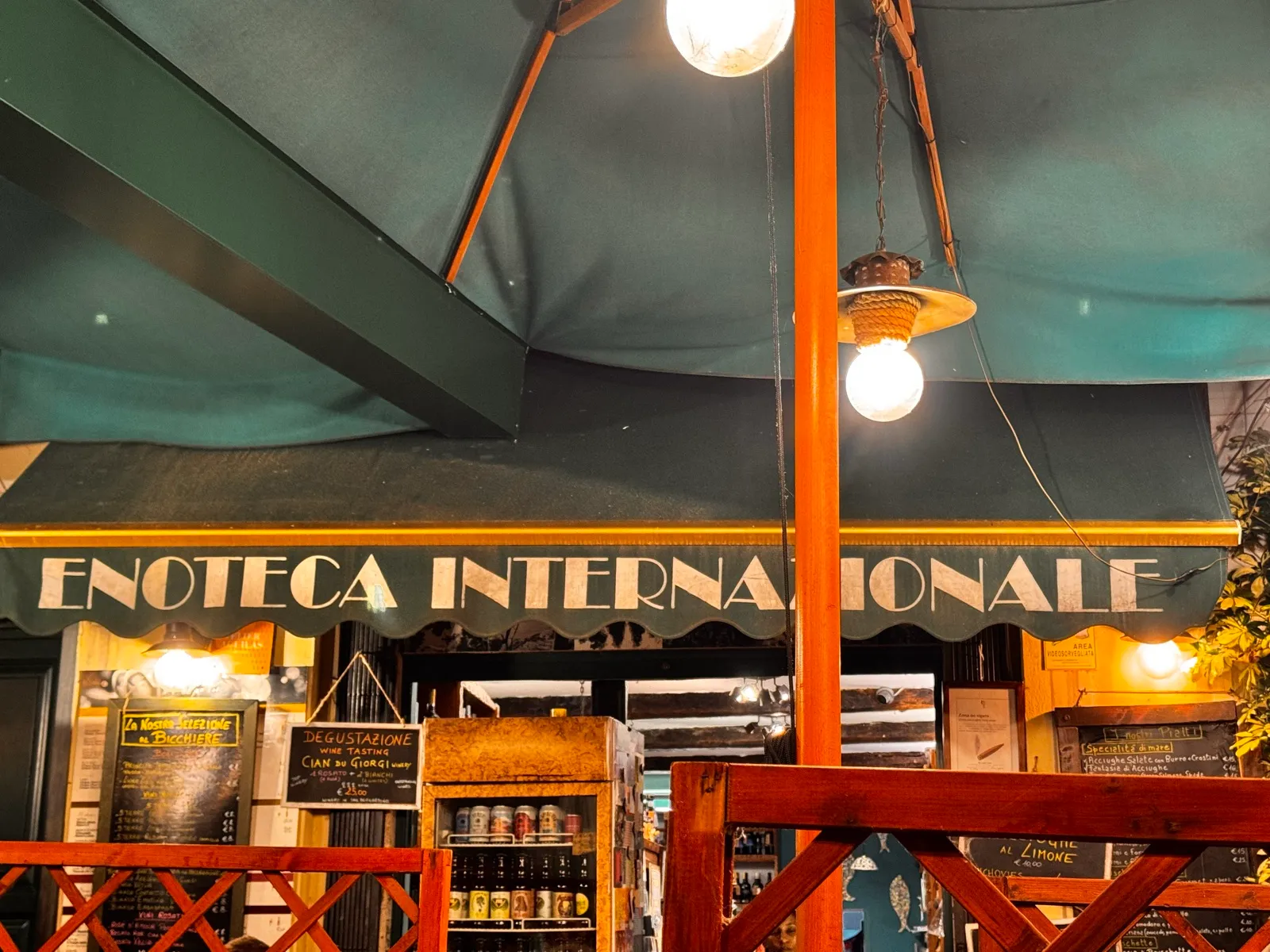Enoteca Internazionale, un faro della riviera di ponente